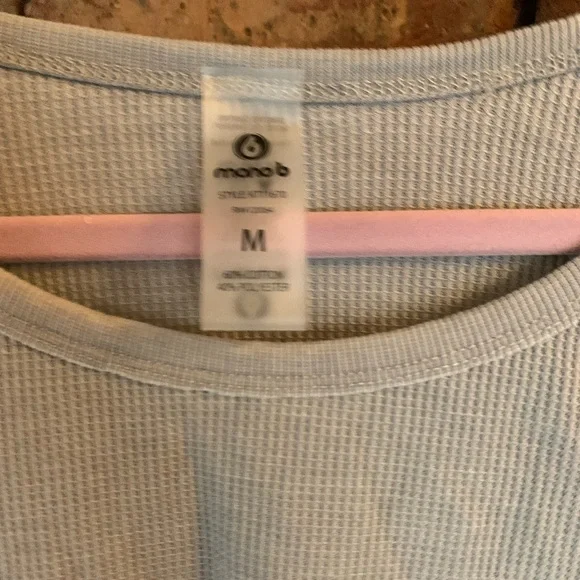 NWT Mono B Taupe Waffle Knit Long Sleeve M - Picture 3 of 3